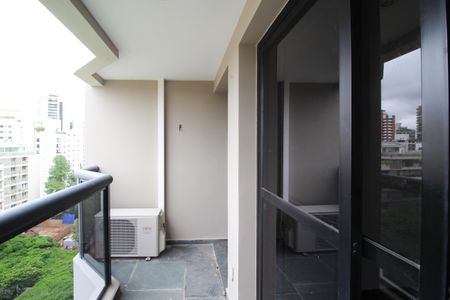 Varanda de apartamento para alugar com 2 quartos, 210m² em Vila Nova Conceição, São Paulo