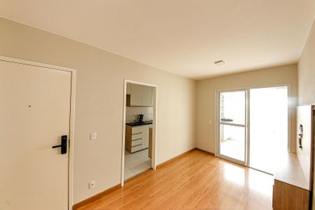 Sala de apartamento para alugar com 2 quartos, 62m² em Vila Ema, São Paulo