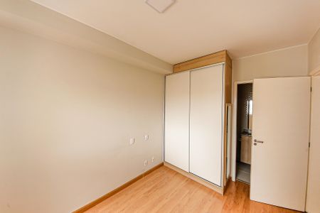 Apartamento para alugar com 62m², 2 quartos e 1 vagaSuíte