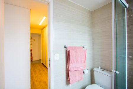 Apartamento à venda com 115m², 3 quartos e 2 vagasBanheiro do quarto 1