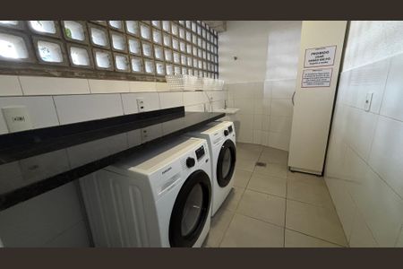 Studio para alugar com 35m², 1 quarto e 1 vaga Studio para alugar com 35m², 1 quarto e 1 vagaLavanderia