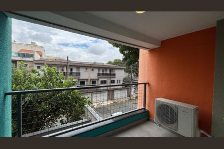 Studio para alugar com 35m², 1 quarto e 1 vaga Studio para alugar com 35m², 1 quarto e 1 vagaSala - Quarto - Varanda