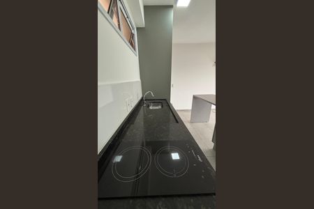 Studio para alugar com 35m², 1 quarto e 1 vaga Studio para alugar com 35m², 1 quarto e 1 vagaCozinha