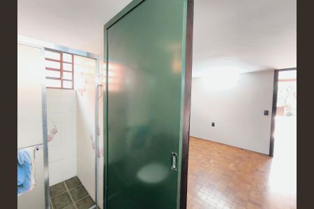 Casa à venda com 311m², 4 quartos e 5 vagasBanheiro do Escritório