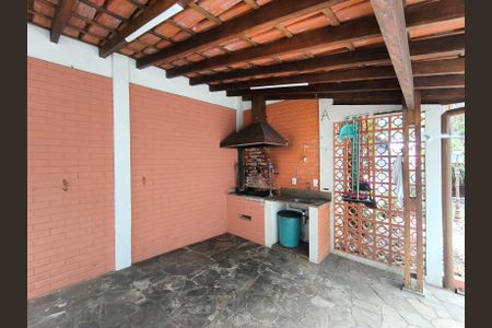 Casa à venda com 311m², 4 quartos e 5 vagasChurrasqueira