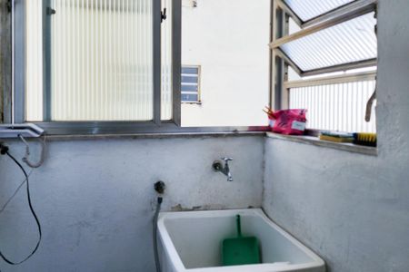 Apartamento à venda com 84m², 3 quartos e 1 vagaÁrea de Serviço 