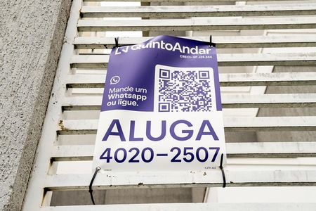 Apartamento para alugar com 40m², 2 quartos e sem vaga Apartamento para alugar com 40m², 2 quartos e sem vagaPlaca