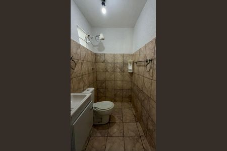 Banheiro 2 de casa para alugar com 1 quarto, 52m² em Jardim Paulo Vi, São Paulo