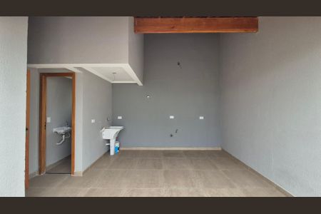 Casa de condomínio à venda com 143m², 3 quartos e 2 vagasArea de serviço