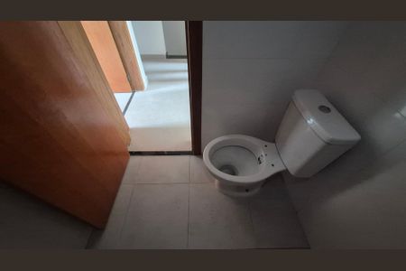 Casa de condomínio à venda com 143m², 3 quartos e 2 vagasBanheiro