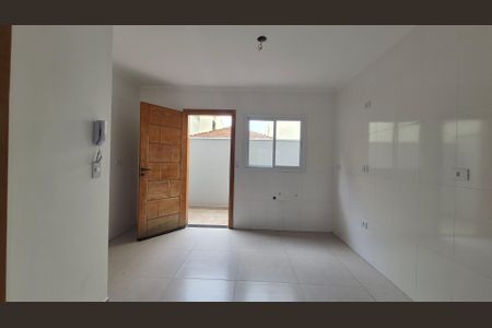 Cozinha de casa de condomínio à venda com 3 quartos, 143m² em Vila Curuçá, Santo André