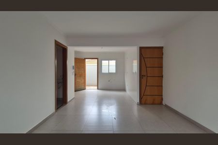 Casa de condomínio à venda com 143m², 3 quartos e 2 vagasSala