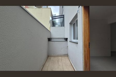 Casa de condomínio à venda com 143m², 3 quartos e 2 vagasArea externa