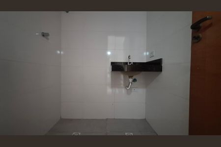 Casa de condomínio à venda com 143m², 3 quartos e 2 vagasBanheiro