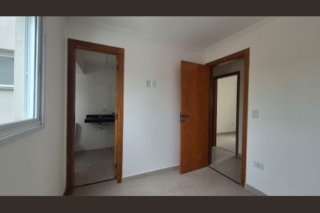 Casa de condomínio à venda com 143m², 3 quartos e 2 vagasSuíte