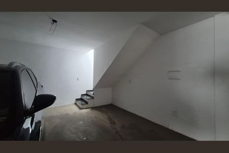 Casa de condomínio à venda com 143m², 3 quartos e 2 vagasGaragem