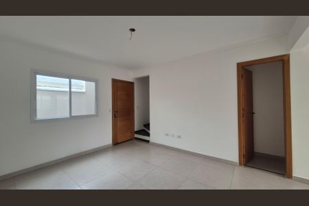 Sala de casa de condomínio à venda com 3 quartos, 143m² em Vila Curuçá, Santo André