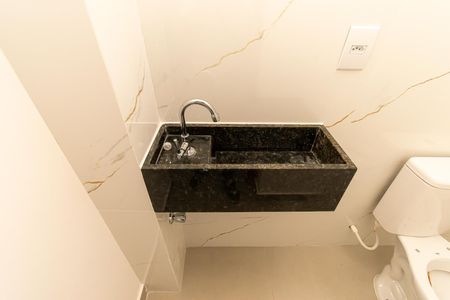 Casa à venda com 137m², 3 quartos e 2 vagasLavabo