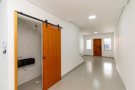 Casa à venda com 137m², 3 quartos e 2 vagasSala