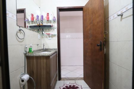 Casa à venda com 125m², 3 quartos e 1 vagaBanheiro de Baixo