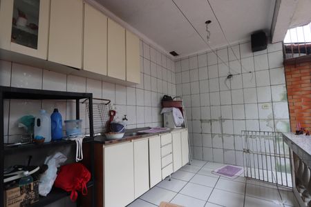 Casa à venda com 125m², 3 quartos e 1 vagaÁrea de Serviço