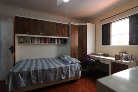 Casa à venda com 125m², 3 quartos e 1 vagaQuarto 2