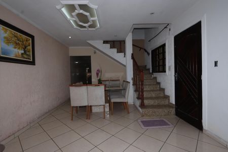 Casa à venda com 125m², 3 quartos e 1 vagaSala