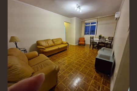 Sala de apartamento para alugar com 2 quartos, 102m² em Gonzaga, Santos