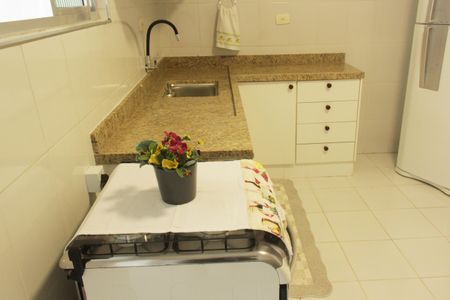 Apartamento para alugar com 102m², 2 quartos e 1 vagaCozinha