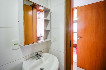Apartamento para alugar com 103m², 2 quartos e 2 vagas Apartamento para alugar com 103m², 2 quartos e 2 vagasBanheiro