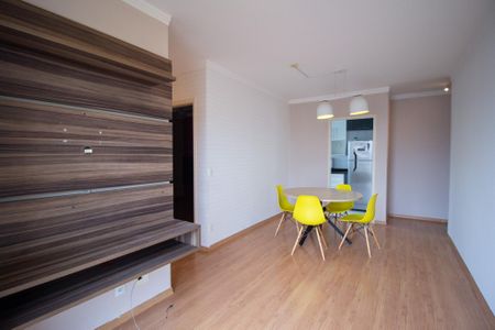 Sala  de apartamento para alugar com 2 quartos, 52m² em Jardim Pagliato, Sorocaba
