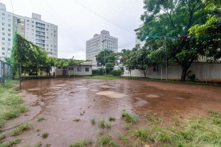 Apartamento para alugar com 60m², 2 quartos e 1 vaga Apartamento para alugar com 60m², 2 quartos e 1 vagaÁrea Comum - Campo de terra