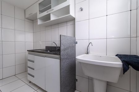 Apartamento para alugar com 60m², 2 quartos e 1 vaga Apartamento para alugar com 60m², 2 quartos e 1 vagaCozinha e Área de Serviço