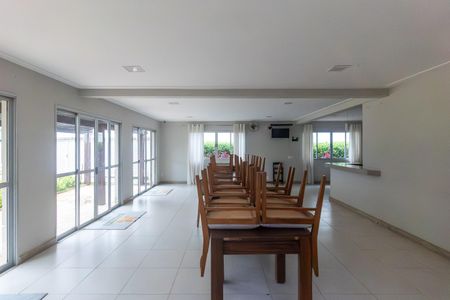 Apartamento para alugar com 60m², 2 quartos e 1 vaga Apartamento para alugar com 60m², 2 quartos e 1 vagaÁrea comum - Salão de festas