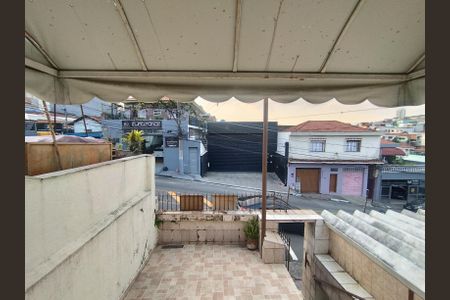 Vista da Rua de casa à venda com 2 quartos, 198m² em Vila das Merces, São Paulo