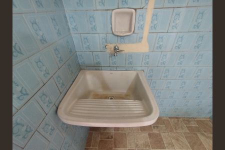 Casa à venda com 198m², 2 quartos e 1 vagaÁrea de Serviço