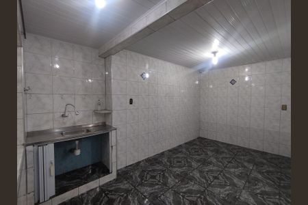 Casa à venda com 198m², 2 quartos e 1 vagaCozinha - Torneira