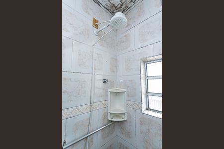 Casa para alugar com 60m², 2 quartos e 2 vagas Casa para alugar com 60m², 2 quartos e 2 vagasBanheiro