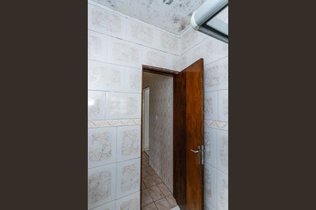 Casa para alugar com 60m², 2 quartos e 2 vagas Casa para alugar com 60m², 2 quartos e 2 vagasBanheiro