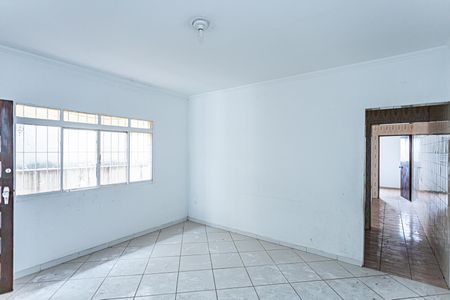 Casa para alugar com 60m², 2 quartos e 2 vagas Casa para alugar com 60m², 2 quartos e 2 vagasSala
