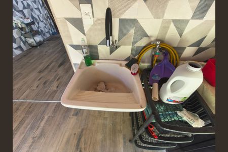 Casa para alugar com 380m², 4 quartos e 6 vagasÁrea de Serviço