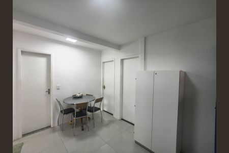 Casa para alugar com 380m², 4 quartos e 6 vagasCozinha