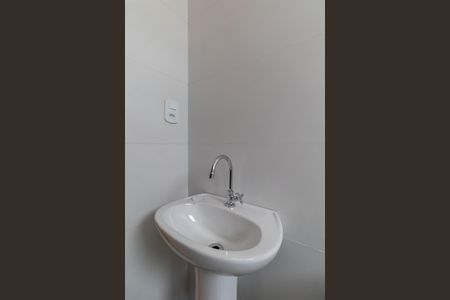 Apartamento para alugar com 40m², 2 quartos e sem vaga Apartamento para alugar com 40m², 2 quartos e sem vagaBanheiro