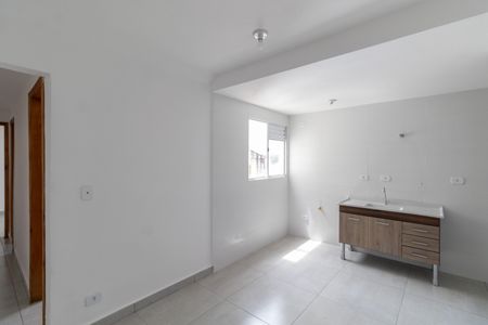 Sala/Cozinha/Área de Serviço  de apartamento para alugar com 2 quartos, 40m² em Vila Ré, São Paulo