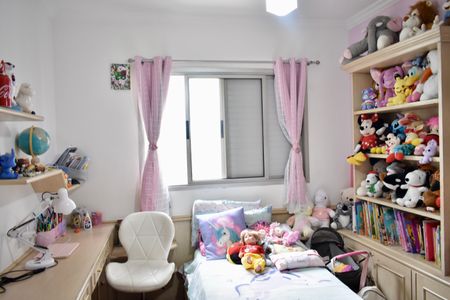 Apartamento à venda com 140m², 4 quartos e 2 vagasQuarto 2