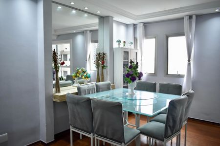 Apartamento à venda com 140m², 4 quartos e 2 vagasSala