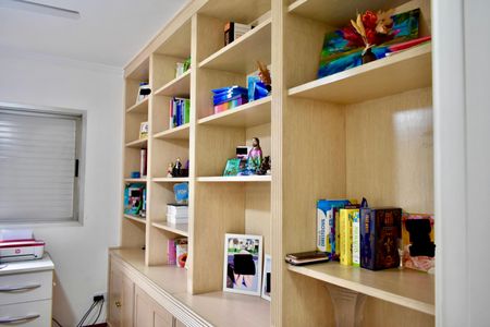 Apartamento à venda com 140m², 4 quartos e 2 vagasQuarto 1