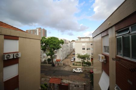 Vista de kitnet/studio à venda com 1 quarto, 33m² em Vila Ipiranga, Porto Alegre