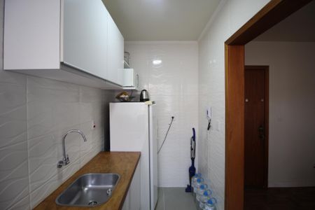 Cozinha de kitnet/studio à venda com 1 quarto, 33m² em Vila Ipiranga, Porto Alegre
