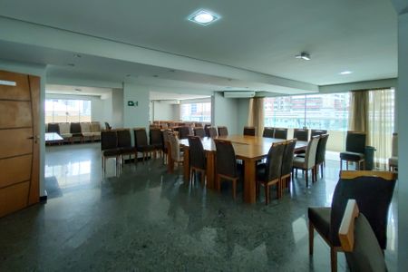 Apartamento para alugar com 130m², 3 quartos e 2 vagasÁrea comum - Salão de festas